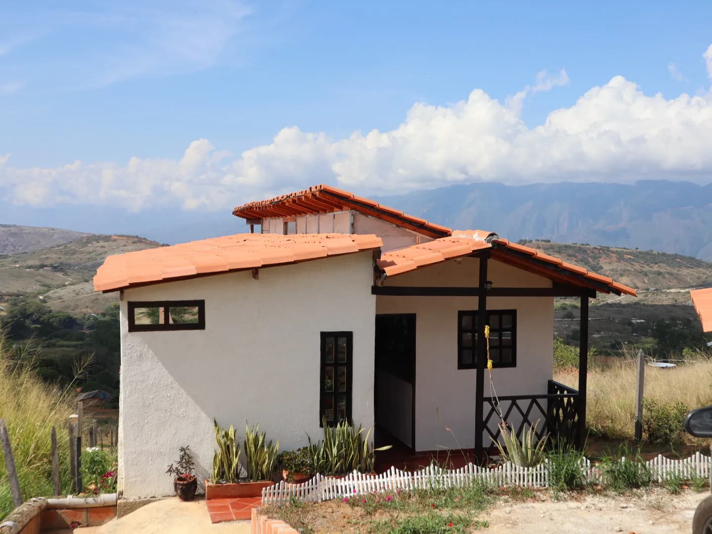 Casa campestre ConstruExpress con vista a la montaña